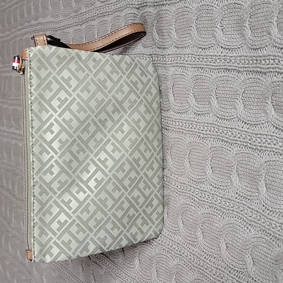 Tommy Hilfiger Wristlet & Card Holder - Picture 7 of 15